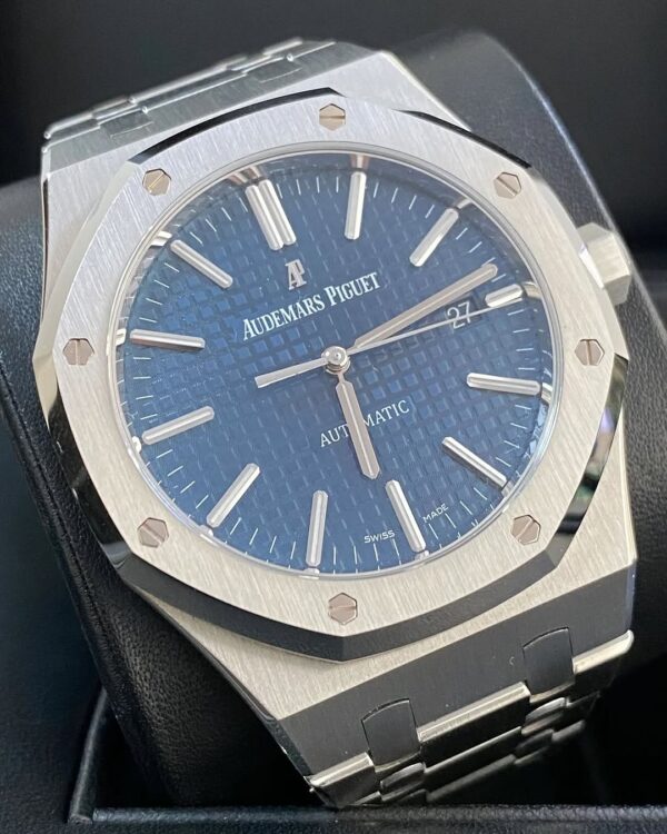 Audemars Piguet Royal Oak Self Winding - 2014 - Blue Dial - 15400ST *FULL SET* - Image 3