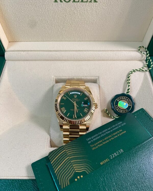 Rolex Yellow Gold Day-Date 40 - 2024 - Fluted Bezel - Green Roman Dial - President Bracelet - 228238 *FULL SET* - Image 10