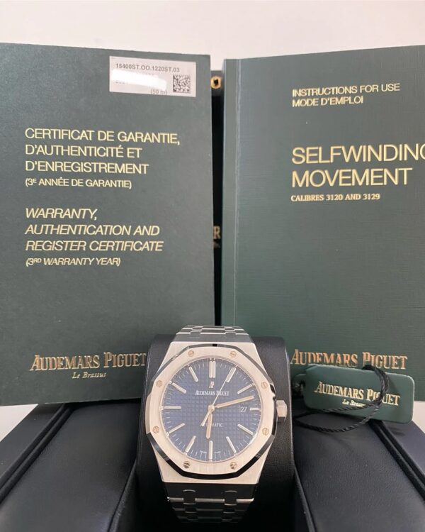 Audemars Piguet Royal Oak Self Winding - 2014 - Blue Dial - 15400ST *FULL SET*