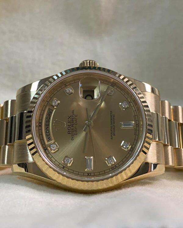 Rolex Yellow Gold Day-Date 36 - 2010 - Fluted Bezel - Factory Diamond Dial - President Bracelet - 118238 *FULL SET* - Image 7