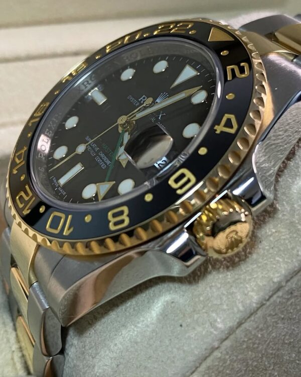 Rolex Steel and Yellow Gold GMT-Master II - V serial - Black Bezel - Black Dial - Oyster Bracelet - 116713LN *FULL SET* - Image 6