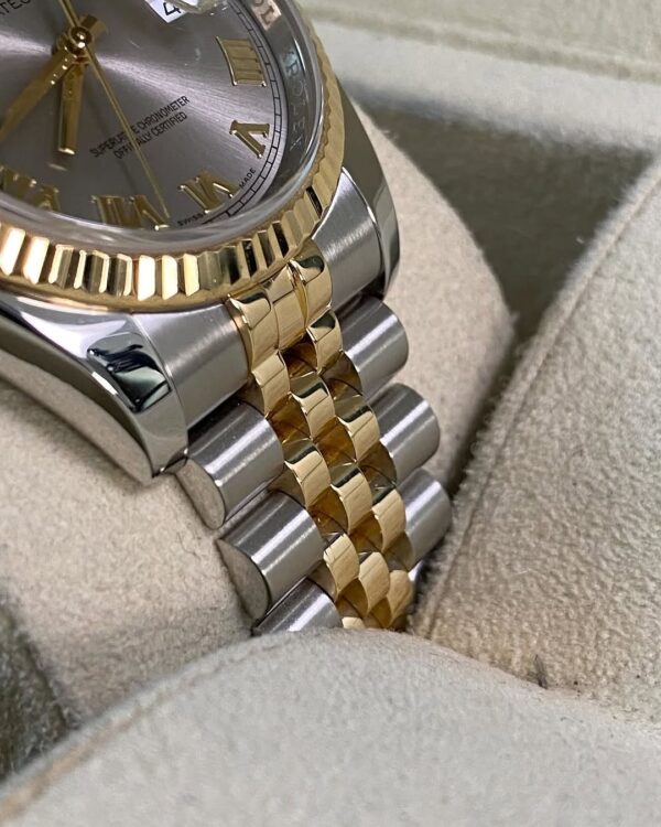 Rolex Steel and Yellow Gold Datejust 36 - V serial - Fluted Bezel - Silver Rhodium Roman Dial - Jubilee Bracelet - 116233 *FULL SET* - Image 9