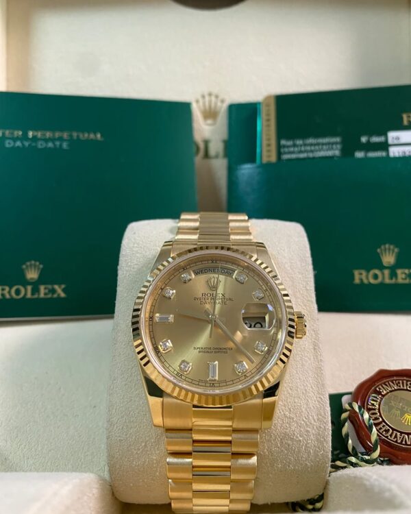 Rolex Yellow Gold Day-Date 36 - 2010 - Fluted Bezel - Factory Diamond Dial - President Bracelet - 118238 *FULL SET*