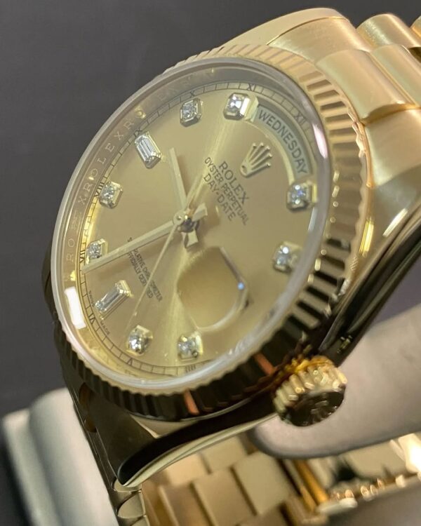 Rolex Yellow Gold Day-Date 36 - 2010 - Fluted Bezel - Factory Diamond Dial - President Bracelet - 118238 *FULL SET* - Image 2