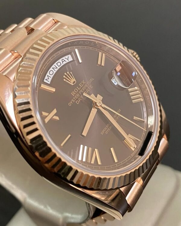 Rolex Everose Gold Day-Date 40 - 2016 - Fluted Bezel - Chocolate Roman Dial - President Bracelet - 228235 *UNPOLISHED* - Image 12