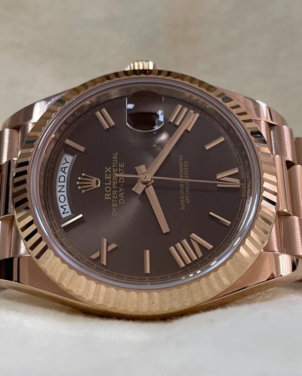 Rolex Everose Gold Day-Date 40 - 2016 - Fluted Bezel - Chocolate Roman Dial - President Bracelet - 228235 *UNPOLISHED* - Image 9