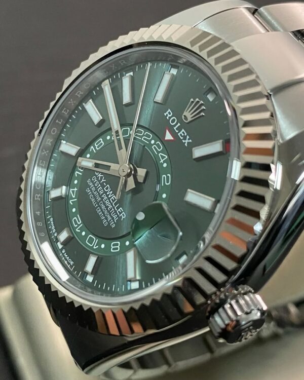 Rolex Steel Sky-Dweller - 2025 - Mint Green Dial - Oyster Bracelet - 336934 *FULL SET* - Image 7