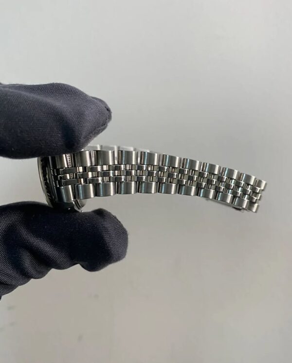 Rolex Steel Lady-Datejust - N serial- Fluted Bezel - Black Diamond Dial - Jubilee Bracelet - 69174 - Image 8