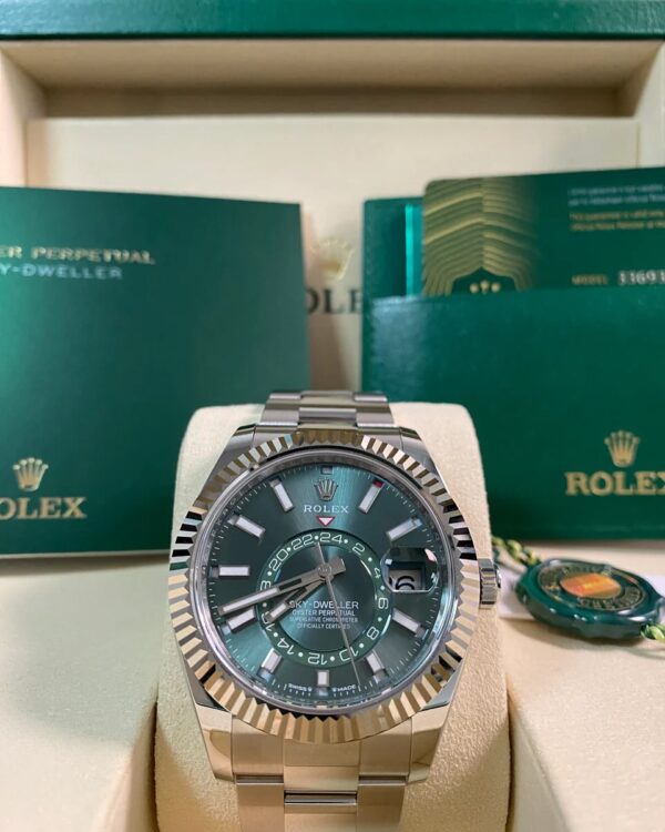 Rolex Steel Sky-Dweller - 2025 - Mint Green Dial - Oyster Bracelet - 336934 *FULL SET*