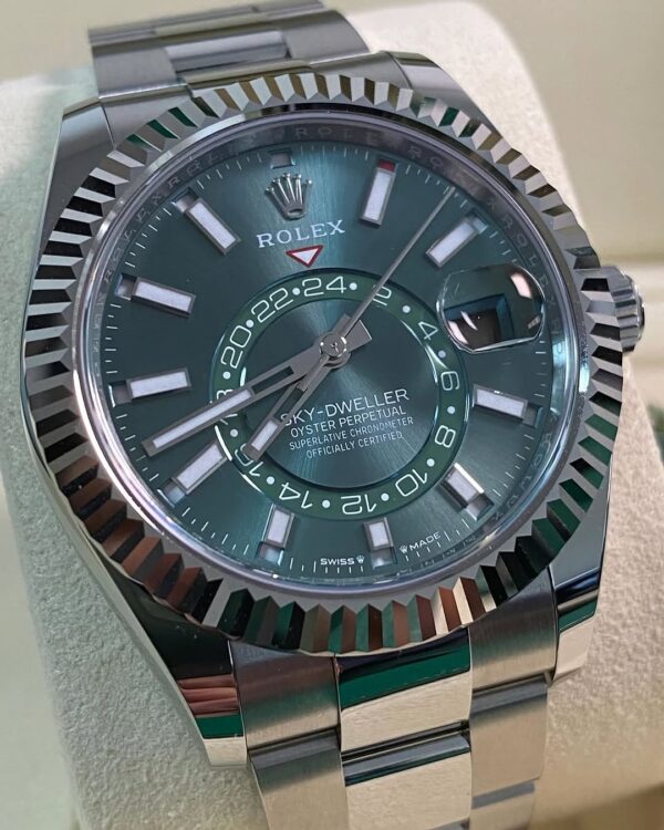 Rolex Steel Sky-Dweller - 2025 - Mint Green Dial - Oyster Bracelet - 336934 *FULL SET* - Image 3