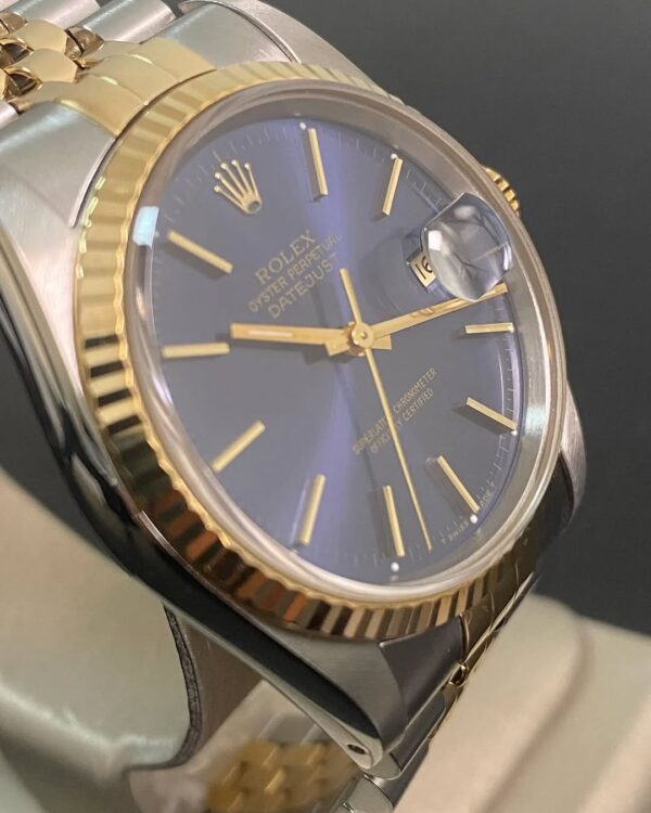 Rolex Steel and Yellow Gold Datejust 36 - N serial - Fluted Bezel - Blue Index Dial - Jubilee Bracelet - 16233 - Image 4