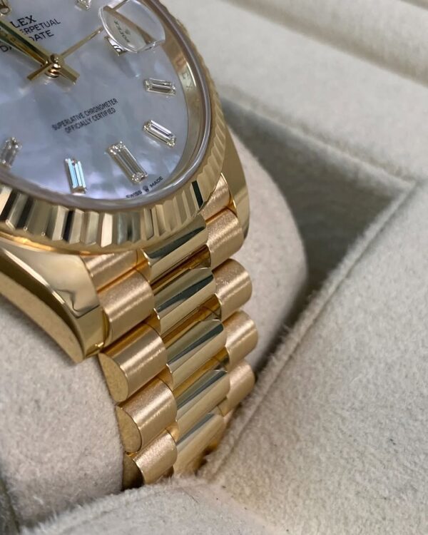 Rolex Yellow Gold Day-Date 40 - 2025 - Fluted Bezel - Mother-of-Pearl Baguette Dial - President Bracelet - 228238 *FULL SET* - Image 10