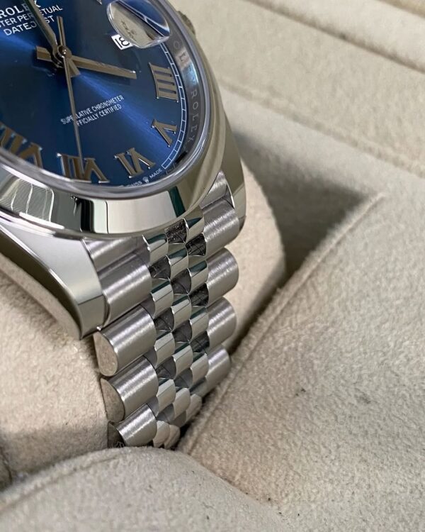 Rolex Steel Datejust 41 - 2025 - Smooth Bezel -Azzurro Blue Roman Dial - Jubilee Bracelet - 126300 *FULL SET* - Image 7