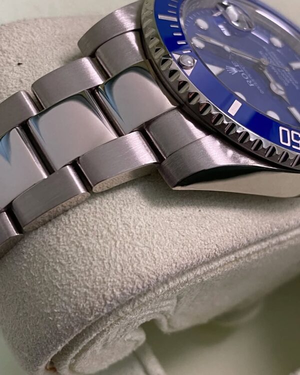 Rolex White Gold Submariner Date - 2010 - “Smurf” - 116619LB *FULL SET* - Image 6