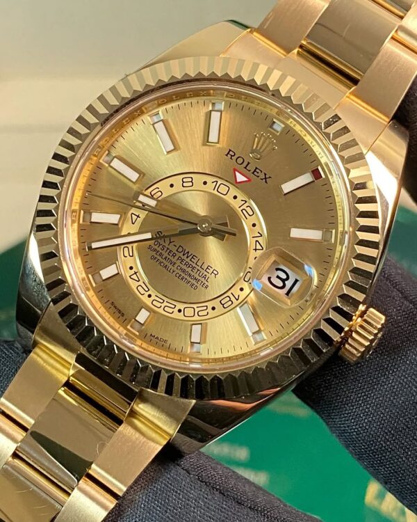 Rolex Yellow Gold Sky-Dweller - 2021 - Fluted Bezel - Champagne Index Dial - Oyster Bracelet - 326938 *FULL SET* - Image 7