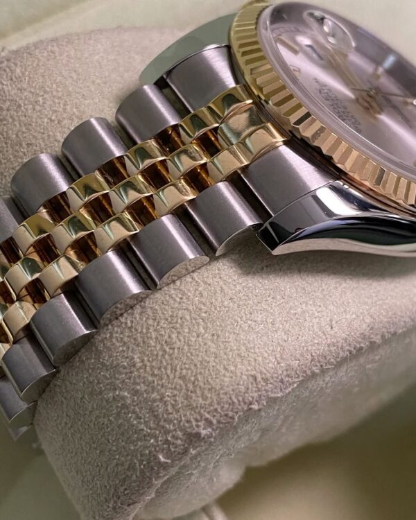 Rolex Steel and Yellow Gold Datejust 36 - Fluted Bezel - Silver Index Dial - Jubilee Bracelet - 116233 - Image 8