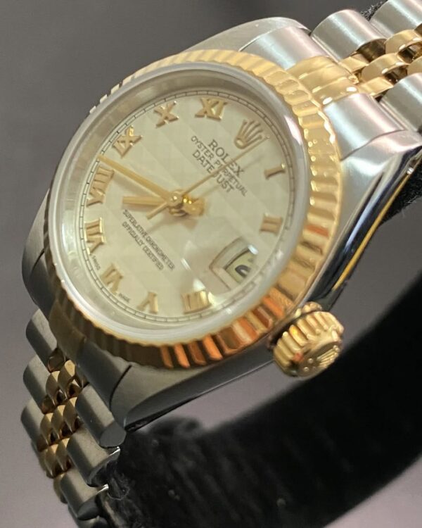 Rolex Steel & Yellow Gold Lady-Datejust - E serial - Fluted Bezel - Ivory Pyramid Roman Dial - Jubilee Bracelet - 69173 *FULL SET* - Image 4