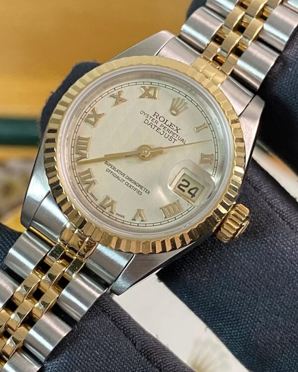 Rolex Steel & Yellow Gold Lady-Datejust - E serial - Fluted Bezel - Ivory Pyramid Roman Dial - Jubilee Bracelet - 69173 *FULL SET* - Image 2